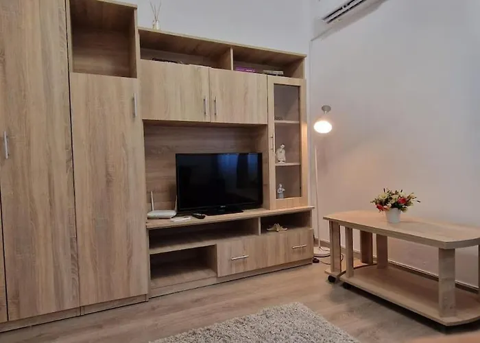 Little And Cozy Breakfast Included Apartment